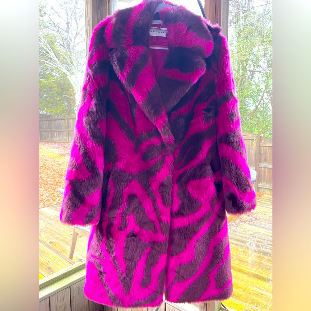 Trina Turk Coat Faux Fur Pink Black
